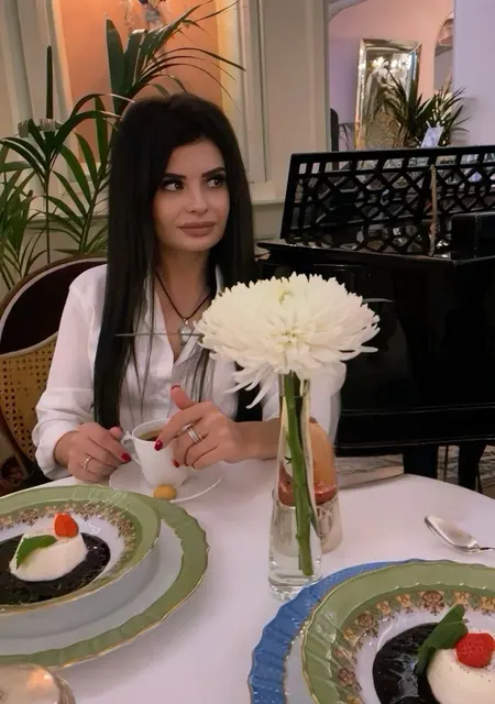 Анна из Кисловодска, ищу на сайте общение