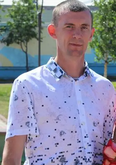 Я Евгений, 47, знакомлюсь на одну ночь в Полысаеве