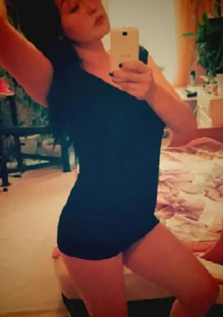 Я Katarina, 34, из Магадана, ищу знакомства без обязательств