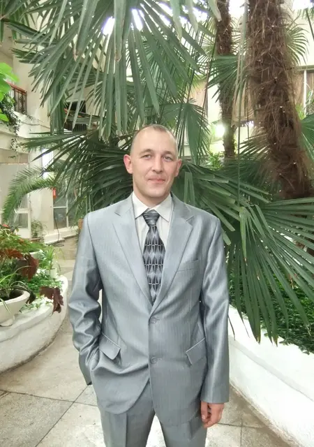 Я Vovik, 40, из Верхнего Уфалея, ищу знакомства без обязательств