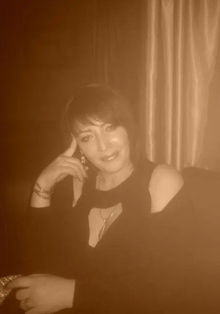 Я Елена, 49, знакомлюсь без обязательств в Евпатории