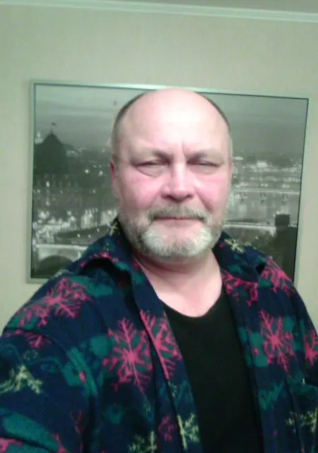 Dim из Дедовска, ищу на сайте знакомства на одну ночь