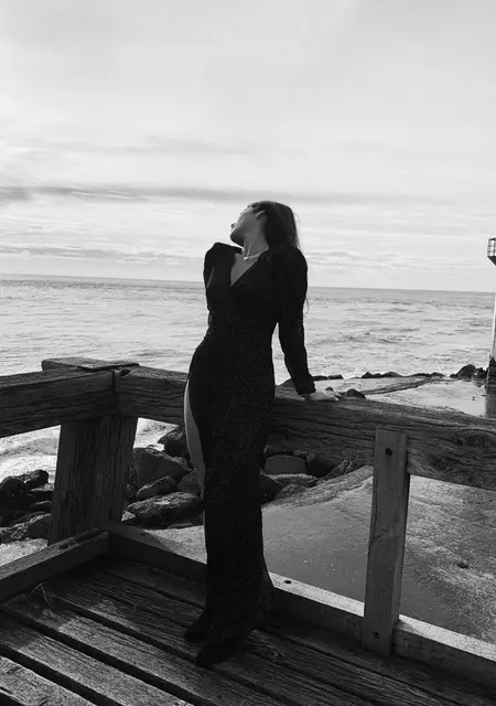 Я Вероника, 25, из Старого Оскола, ищу знакомство для приятного времяпровождения