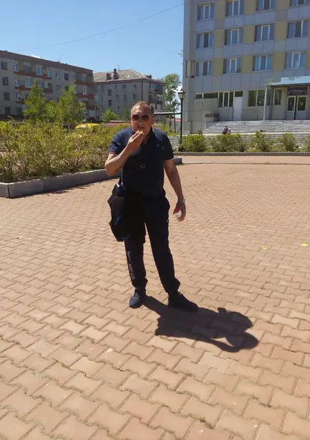 Александр из Николаевска-на-Амуре, мне 49, познакомлюсь без обязательств