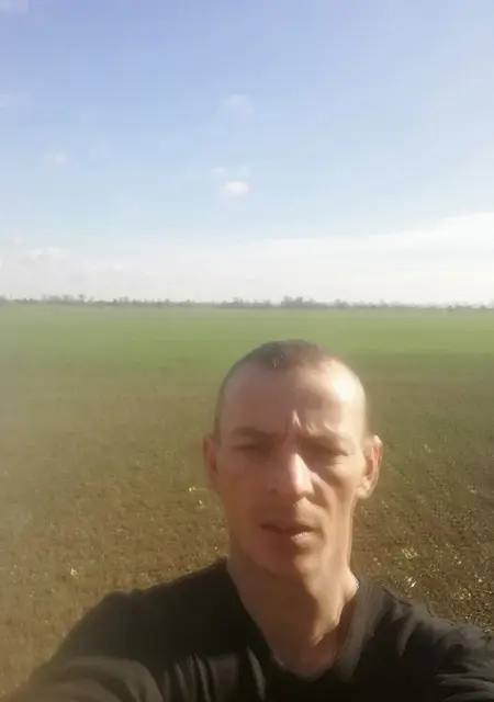 Сергей из Джанкоя, ищу на сайте знакомства на одну ночь