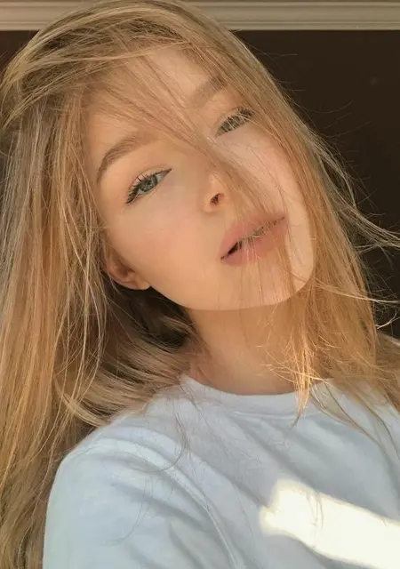 Виктория из Орехово-Зуево, мне 24, познакомлюсь для вирта