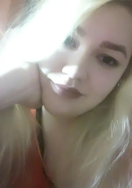 Аня из Можги, мне 25, познакомлюсь без обязательств