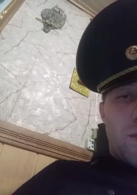 Максим из Костюковичей, ищу на сайте приятное времяпровождение