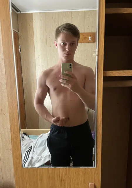 Андрей из Кабардинки, ищу на сайте знакомства на одну ночь