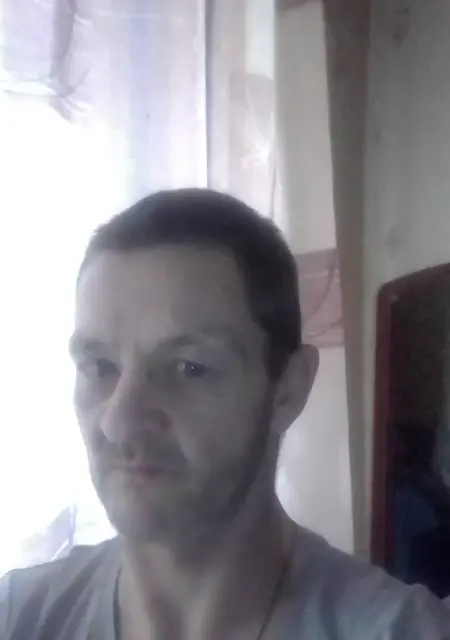Я Алексей, 45, из Климовска, ищу знакомство для приятного времяпровождения