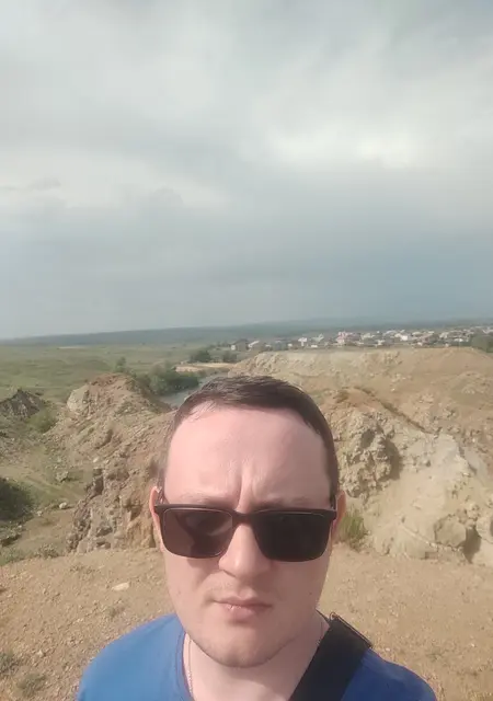 Константин из Бугров, ищу на сайте знакомства на одну ночь