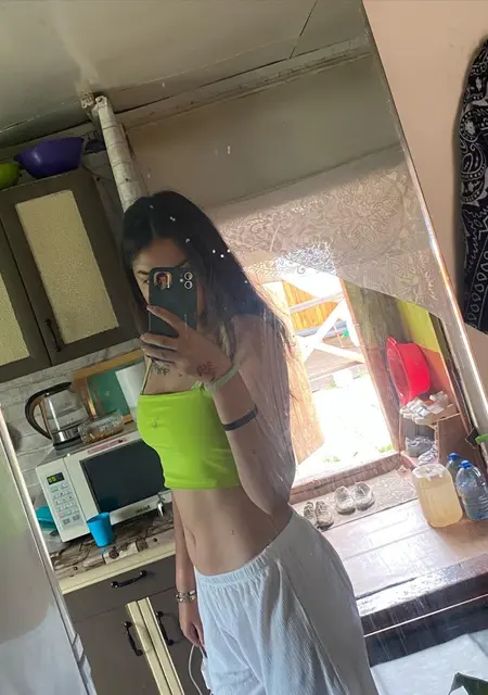 Александра из Люберец, мне 22, познакомлюсь для совместных путешествий