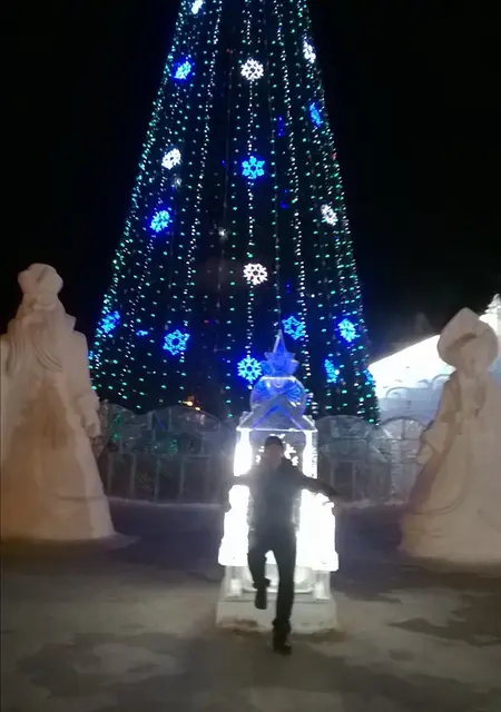 Алекс из Ялуторовска, мне 49, познакомлюсь для общения