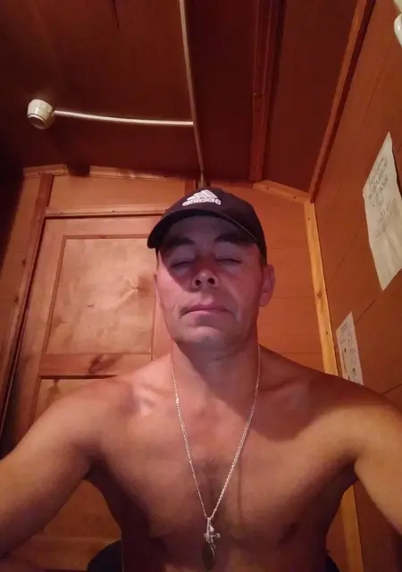 Вован из Димитровграда, мне 50, познакомлюсь на одну ночь