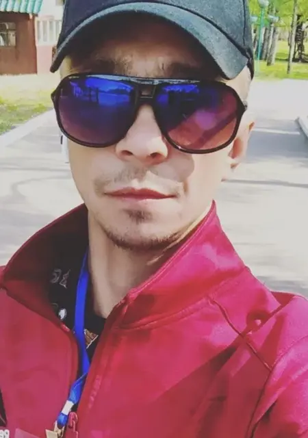 Я Amnibus, 36, из Ярового, ищу знакомства на одну ночь