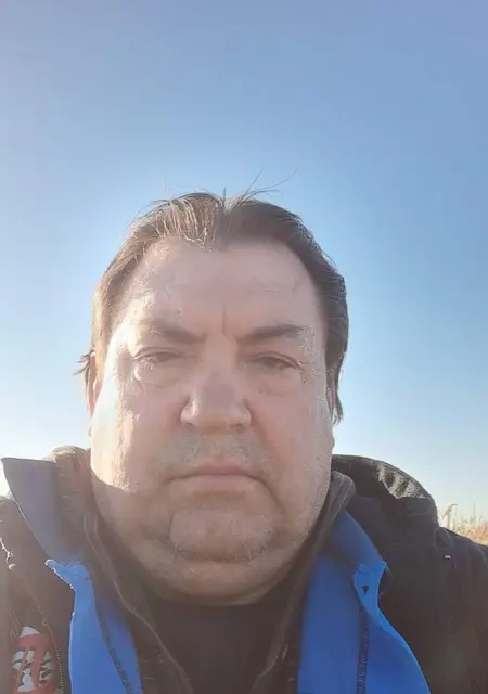 Николай из Санкт-Петербурга, ищу на сайте знакомства без обязательств