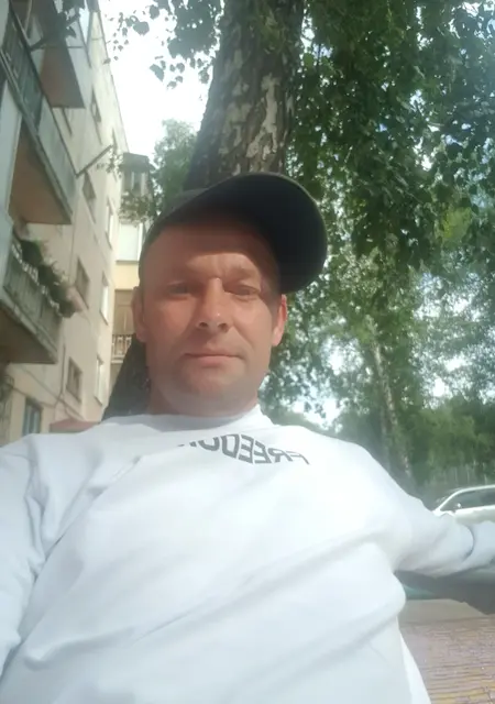 Вадим из Самуси, мне 39, познакомлюсь без обязательств