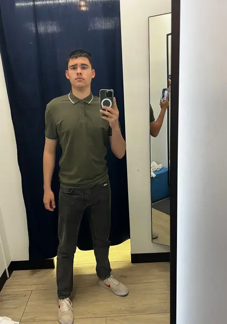 Егор из Динской, ищу на сайте постоянные отношения