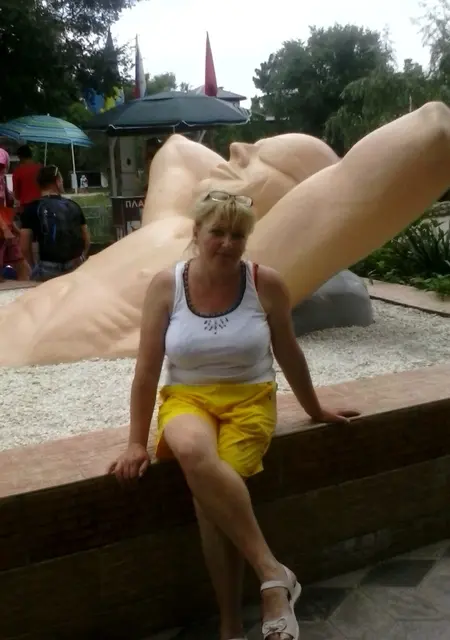 Я Елена, 49, из Славянска-на-Кубани, ищу знакомства без обязательств