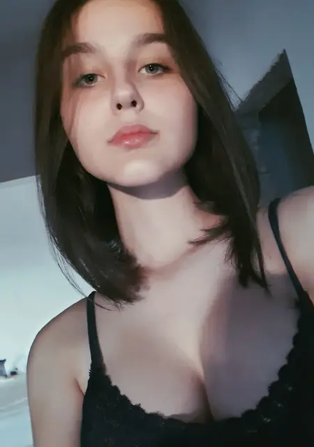 Я Мммм, 20, из Ярославля, ищу знакомства без обязательств