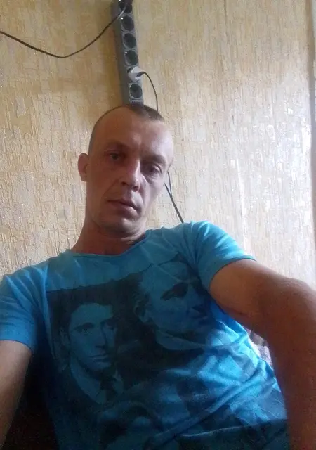 Я Павел, 34, из Моршанска, ищу знакомства без обязательств