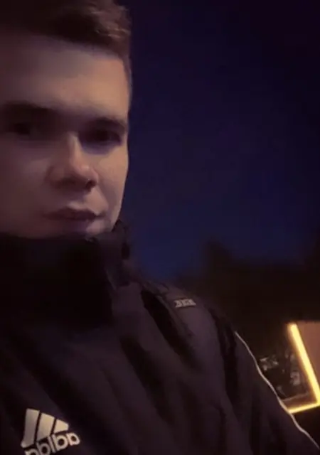 Александр из Кронштадта, мне 27, познакомлюсь для приятного времяпровождения