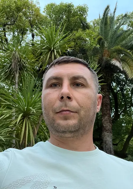 Я Иван, 41, из Ильского, ищу знакомства без обязательств