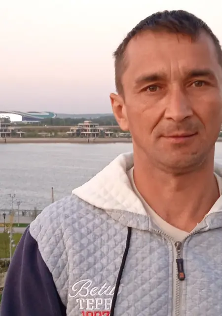 Ильдар из Екатеринбурга, мне 48, познакомлюсь для дружбы