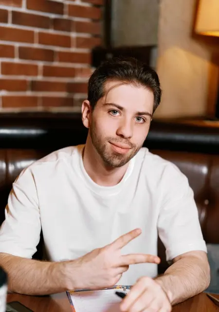 Илья из Лыткарина, мне 23, познакомлюсь на одну ночь