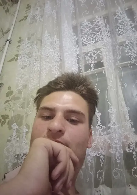 Я Вова, 25, знакомлюсь без обязательств в Каменске