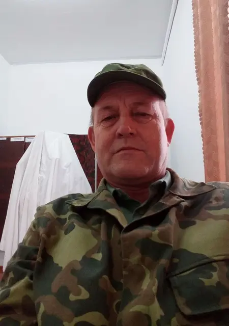 Я Влад, 57, знакомлюсь без обязательств в Котельникове