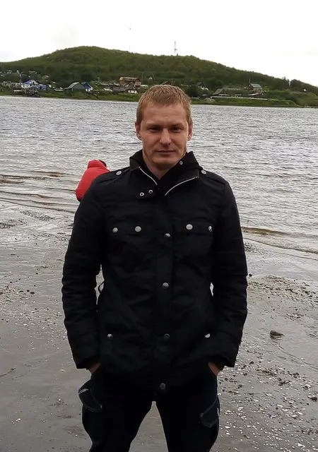 Санёк из Гаджиева, мне 37, познакомлюсь на одну ночь