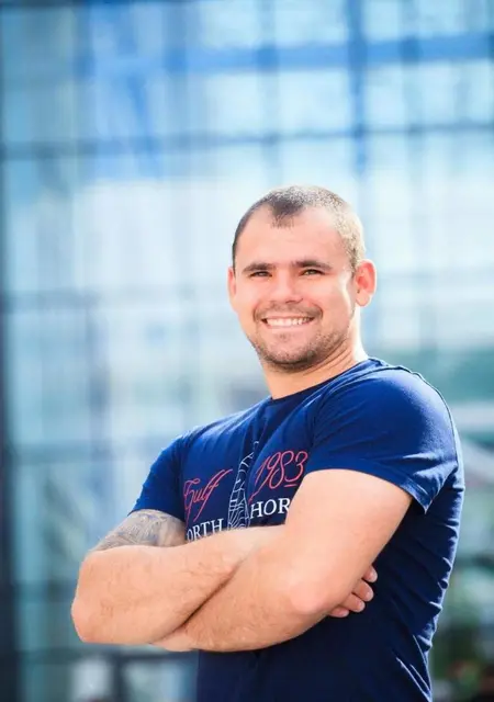 Дмитрий из Купавны, мне 39, познакомлюсь на одну ночь