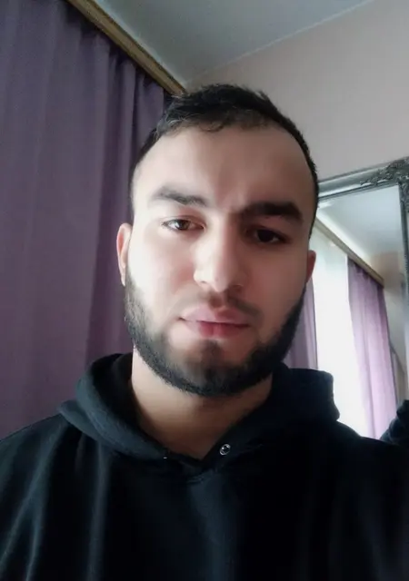 Насим из Холмска, мне 31, познакомлюсь на одну ночь