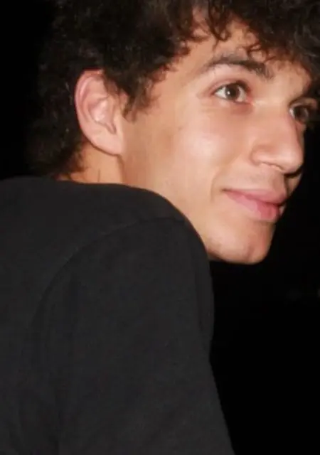 Роберт из Североморска, ищу на сайте знакомства на одну ночь