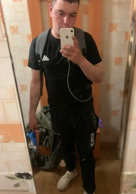 Сергей из Тейкова, мне 21, познакомлюсь без обязательств