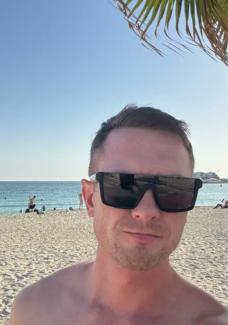 Я Андрей, 35, знакомлюсь без обязательств в Правдинском