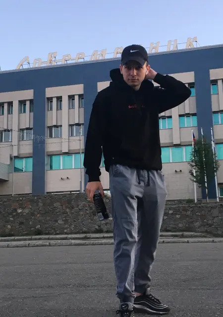 Алекс из Снежногорска, ищу на сайте знакомства без обязательств