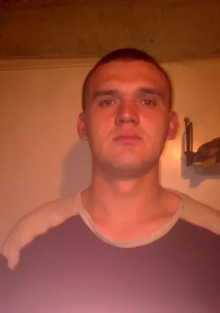 Я Миша, 37, знакомлюсь без обязательств в Устюжне