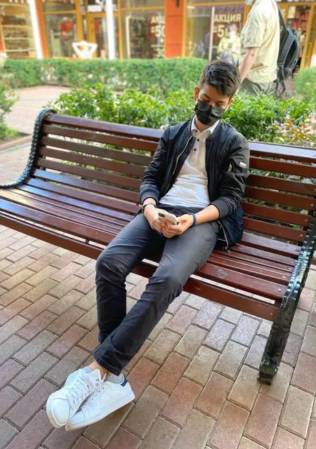 Андрей из Лесного Городка, ищу на сайте знакомства без обязательств